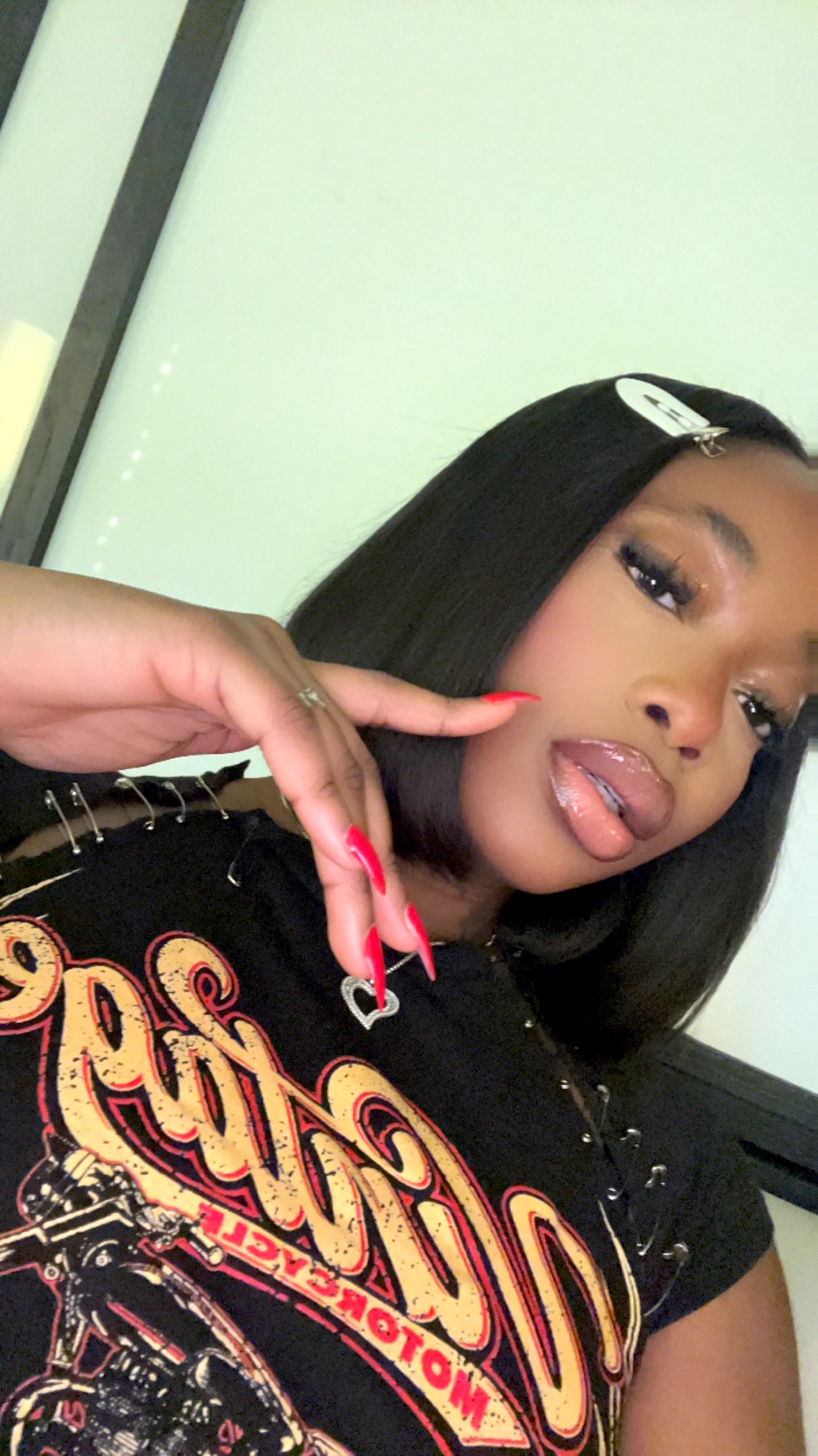 BUNDLES STRAIGHT.