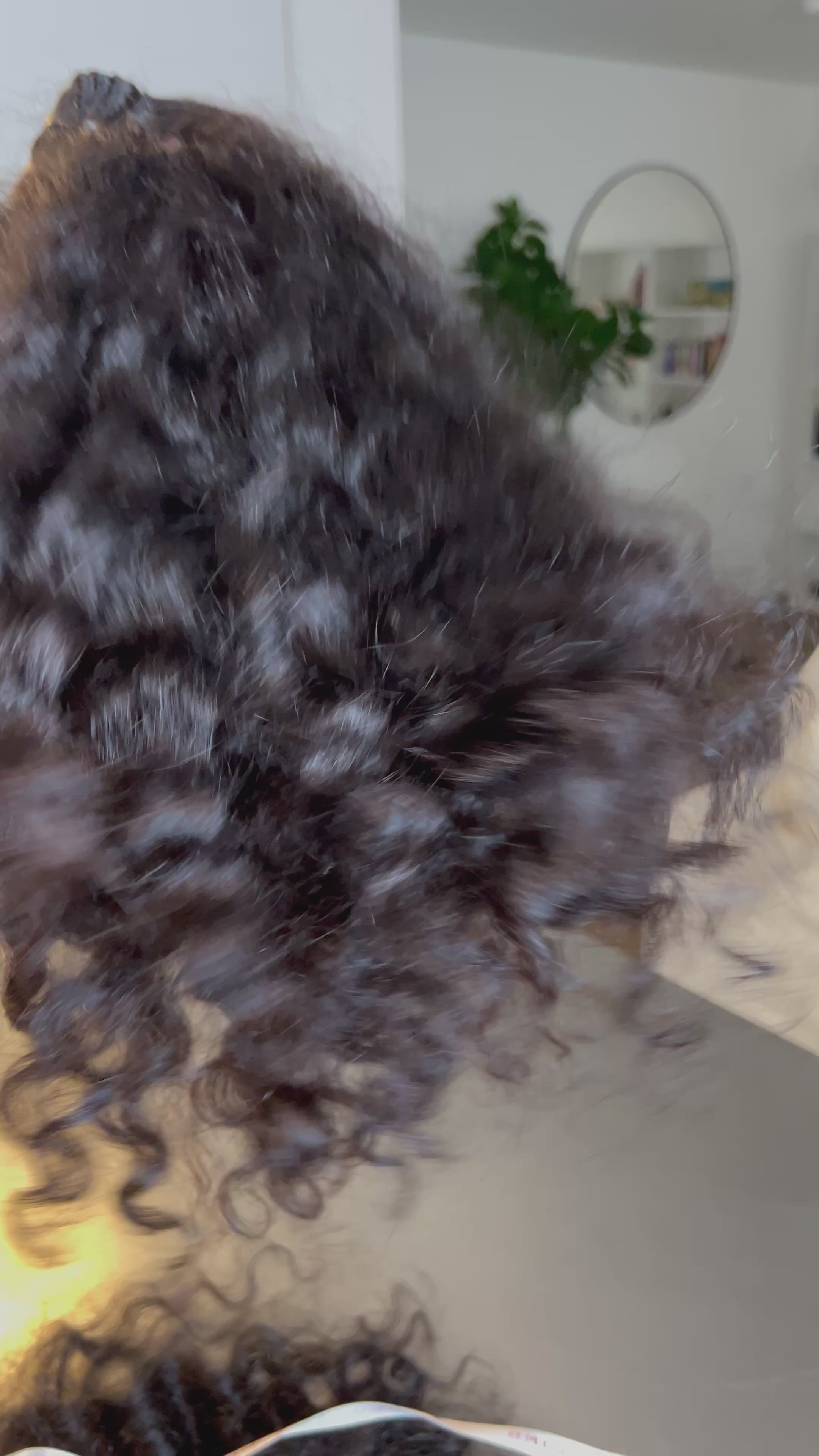 BUNDLES CURLY.
